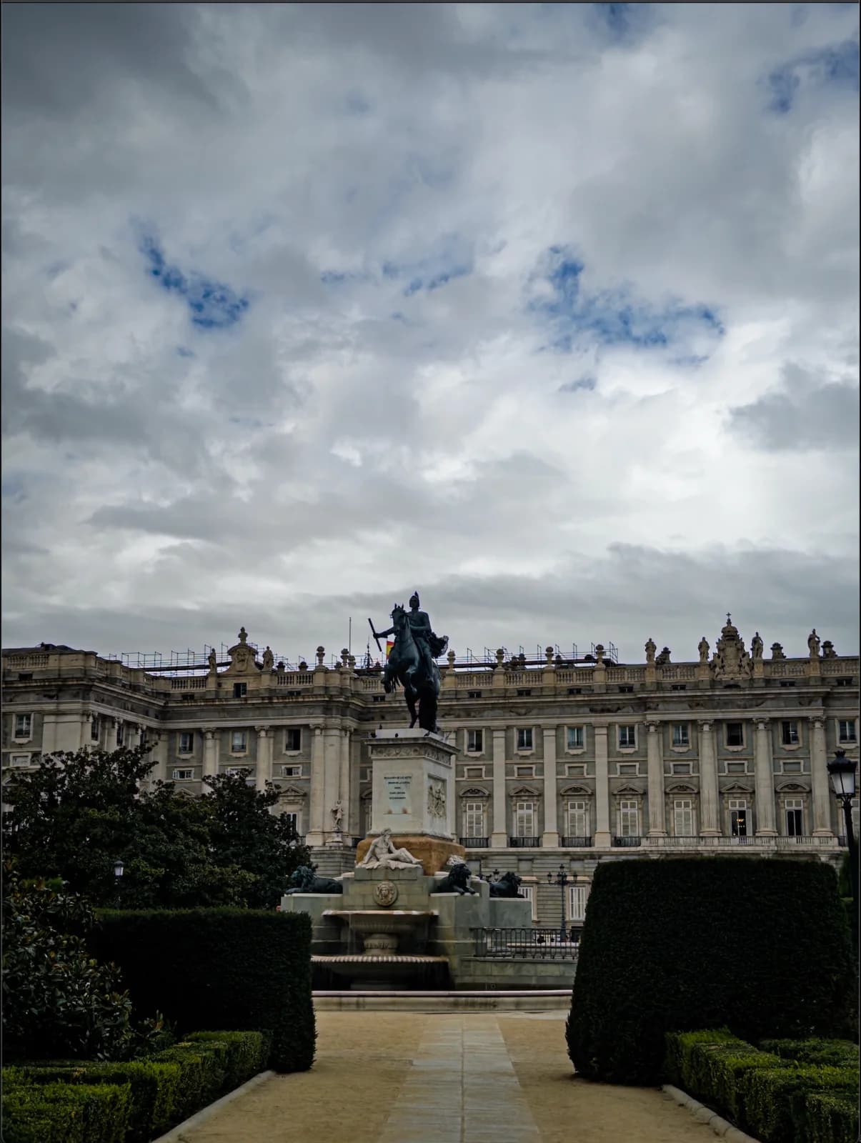 madrid royal palace — Sol, Spain